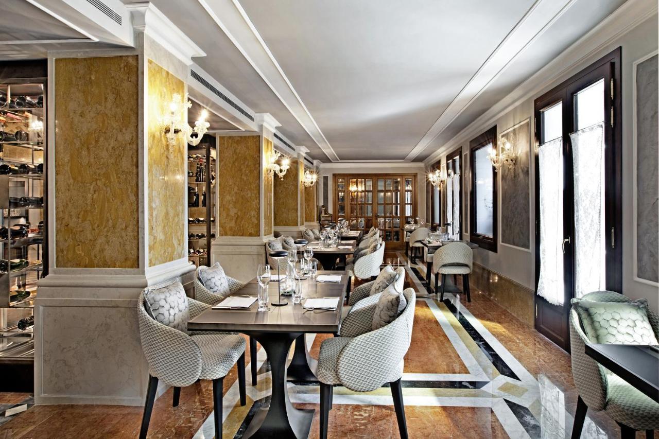 Baglioni Hotel Luna - The Leading Hotels Of The World Венеция Экстерьер фото The interior of the restaurant